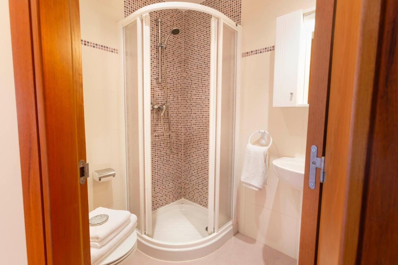 Apartamento Centro - 2 Puertos A Illa de Arousa Buitenkant foto